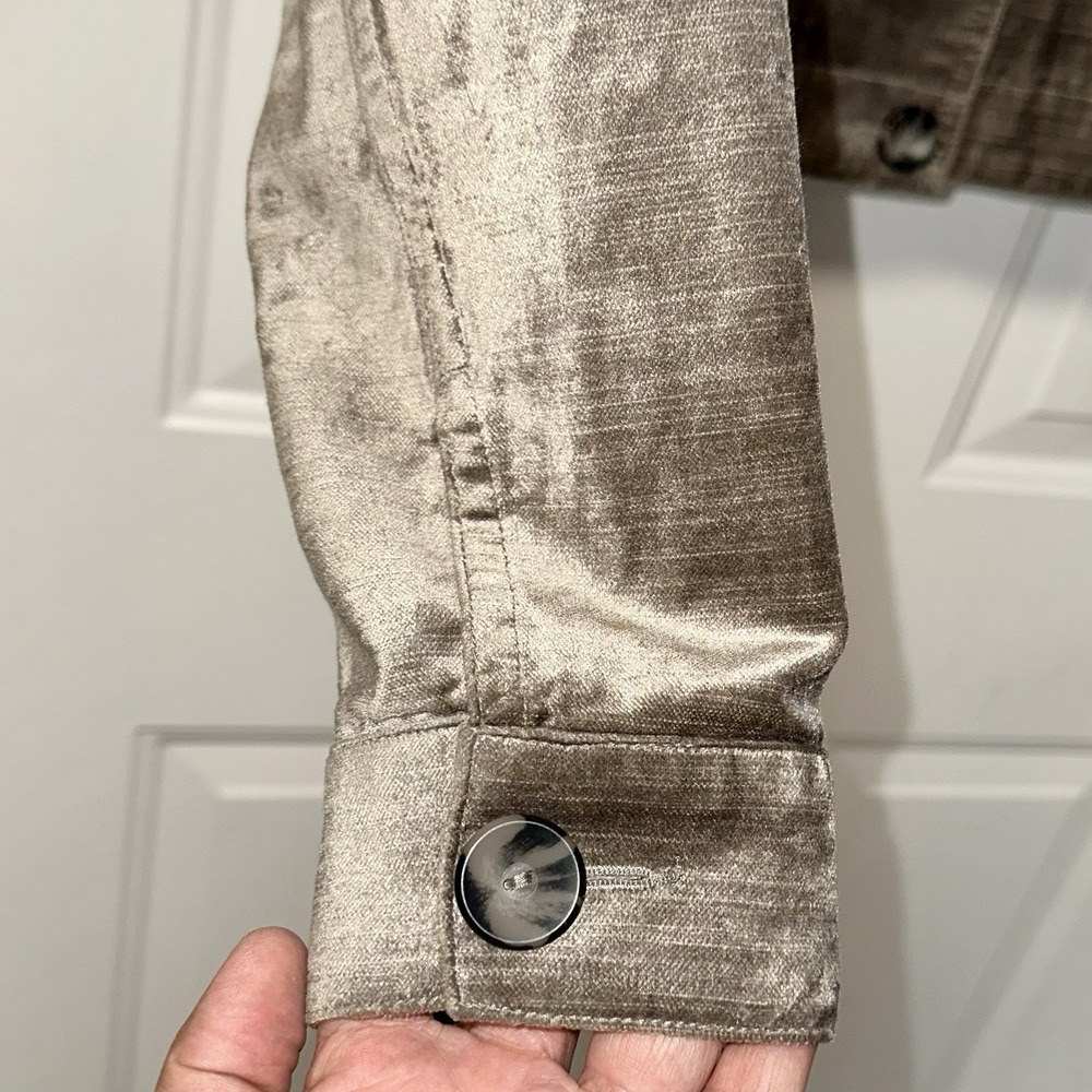 Cabi Velvet Utility Jacket M Taupe Shimmer Military Cropped Luxe Button Front - Picture 9 of 14